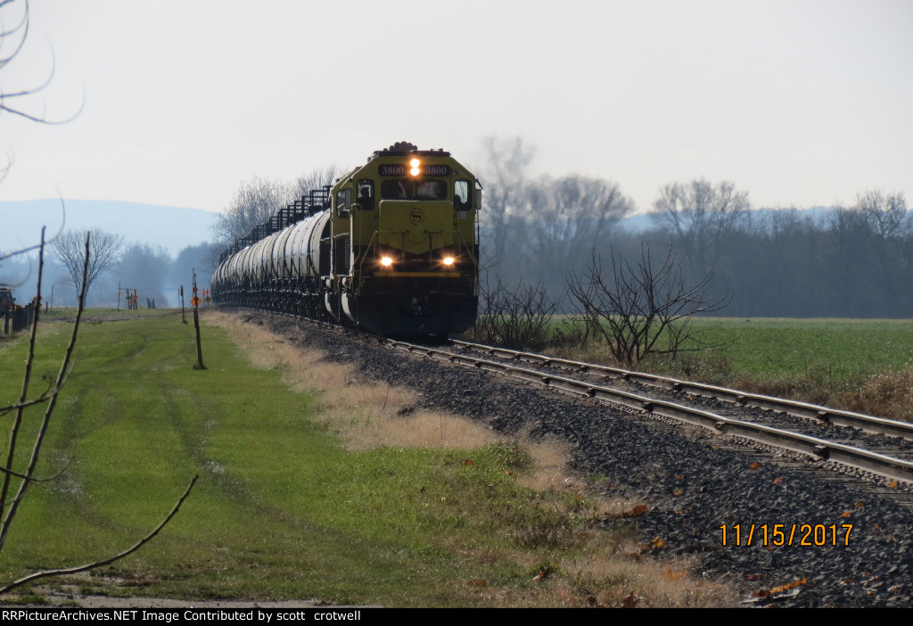 3800 and 3018 in Little York