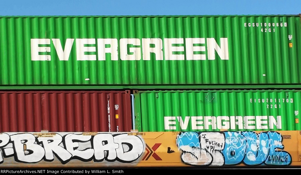 EB Intermodal Frt at Maule Ave NV -94