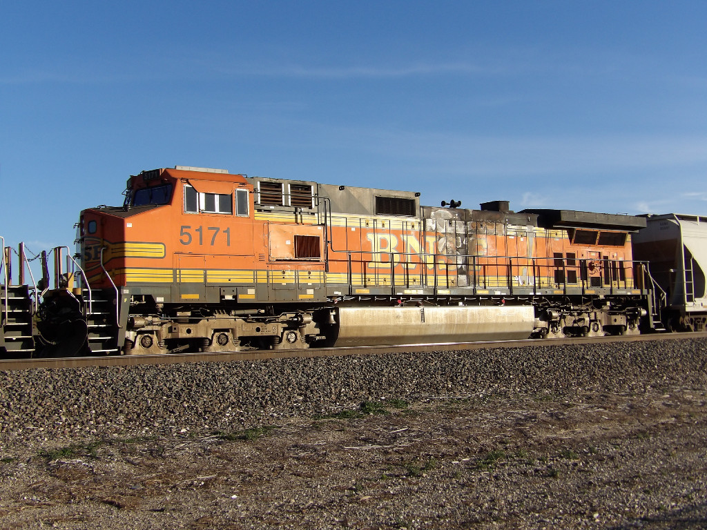 BNSF C44-9W 5171