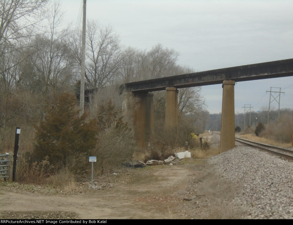 Farmdale Over & Under Crossing