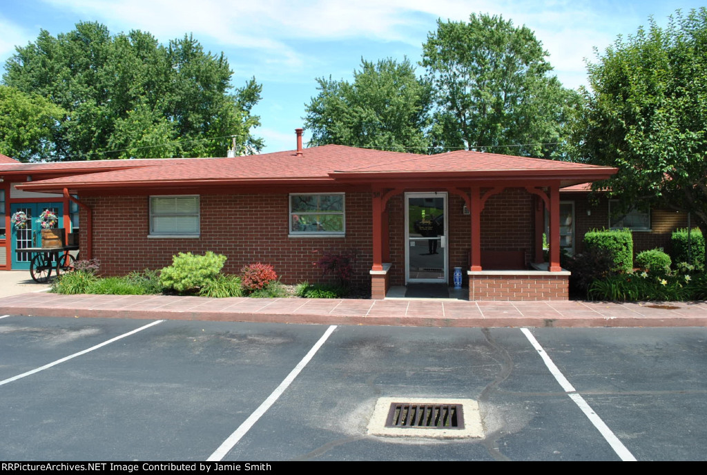 CCC&StL (Big 4) depot