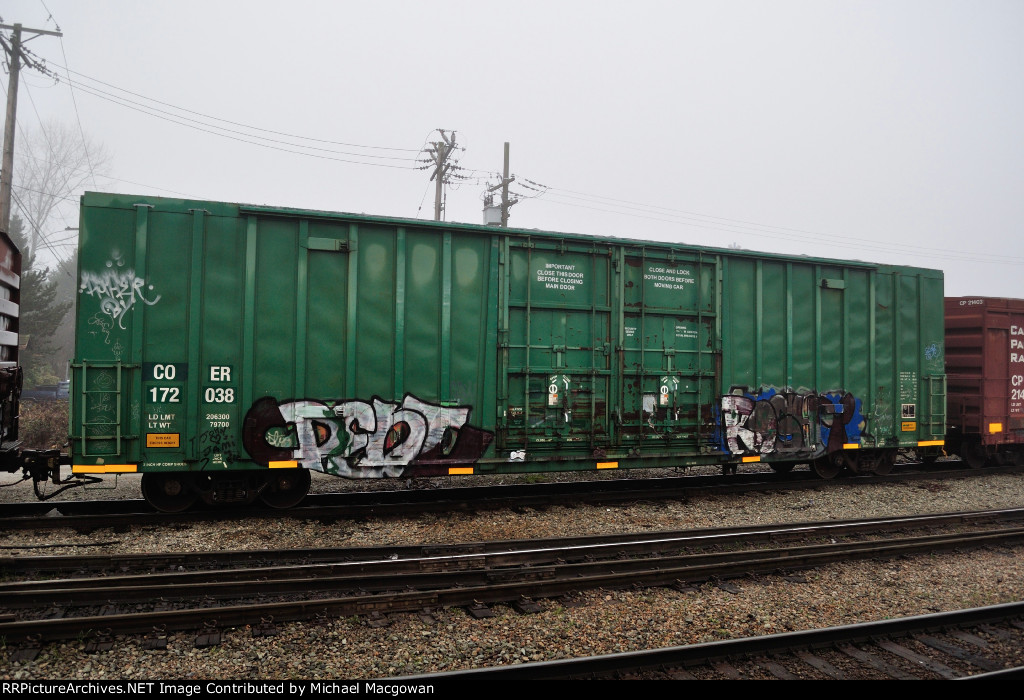 COER 172038  60-9 ft Double Door Excess Height Boxcar (side A)