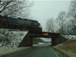 CSX 427 & 8388 comes to a stop so we take off to head north ourselves & get a photo of the CSX engine stopped on the 136 overpass