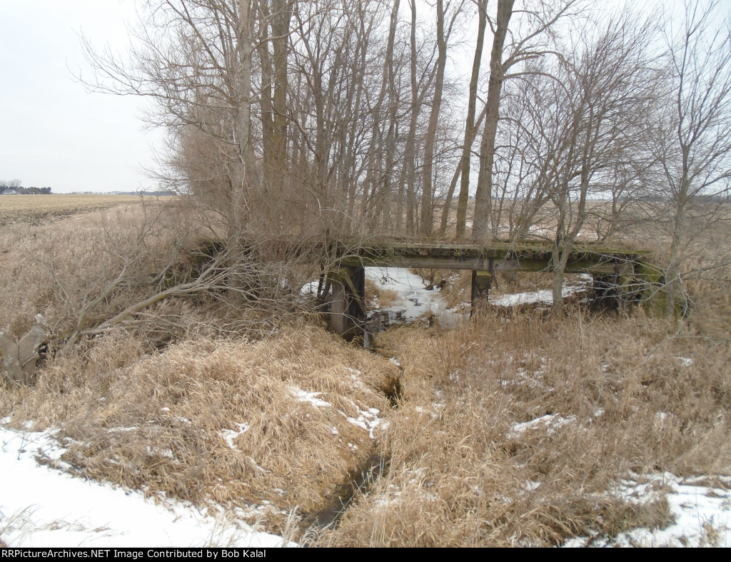 West of Sidell, small trestle from the C&EI days