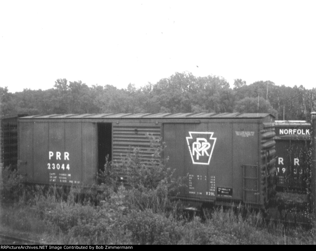 PRR 23044 boxcar