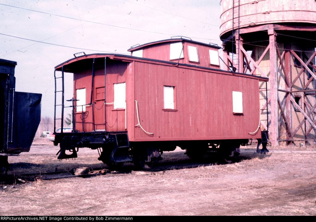 caboose at Rail City