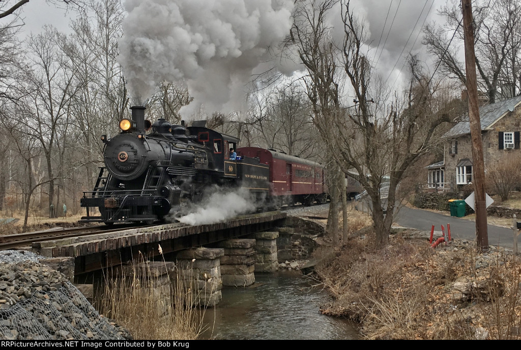Crossing the Aruetong Creek trestle on the climb out of New Hope