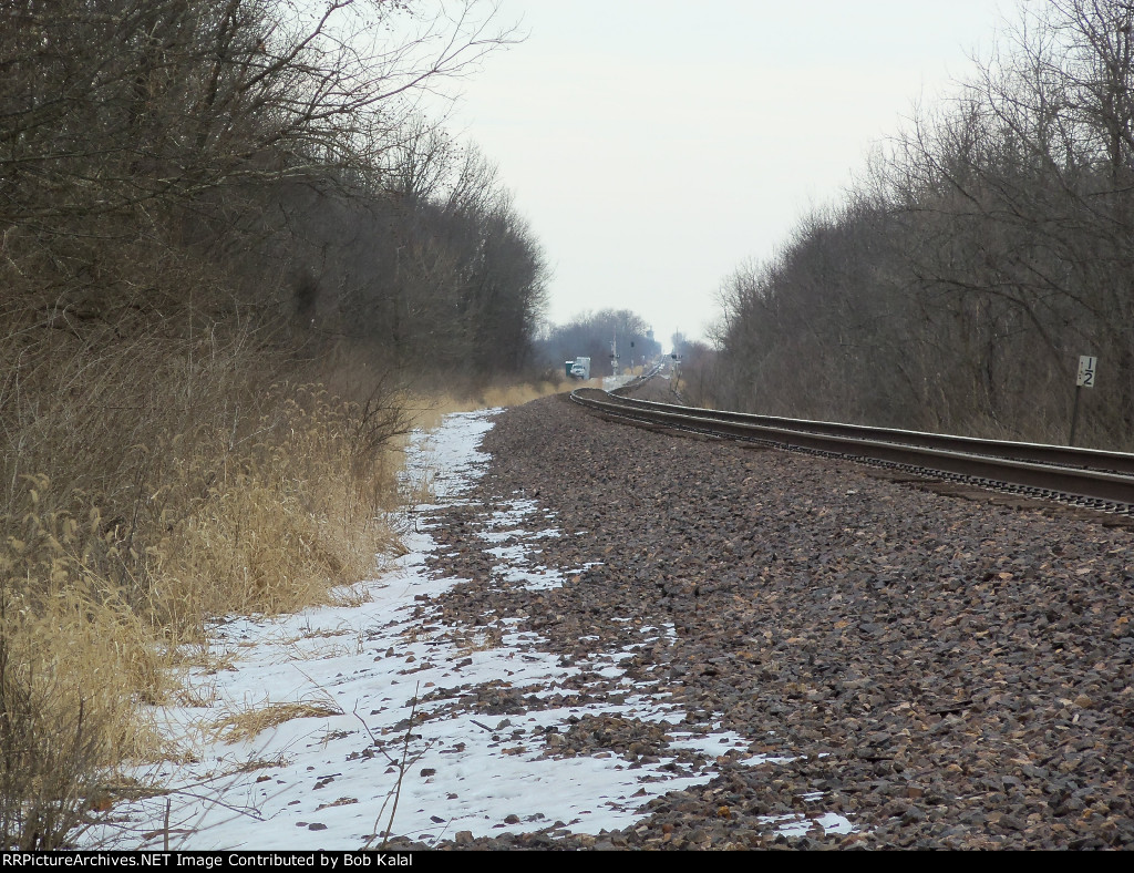 looking South from UP Bridge (Tom Fuller photo)