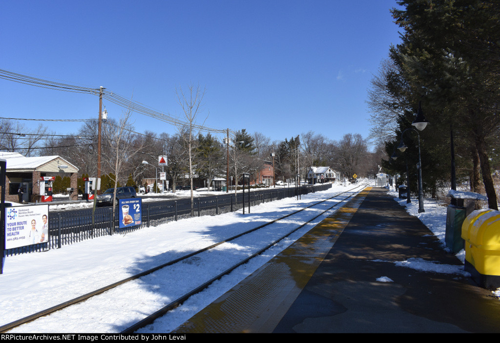 Station-looking north