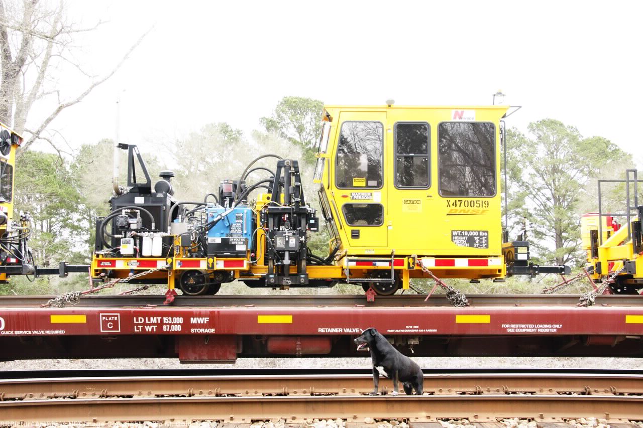 Nordco Spike Puller - BNSF X4700519