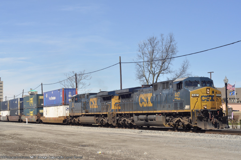 CSXT 447 On CSX Q 143 Eastbound 