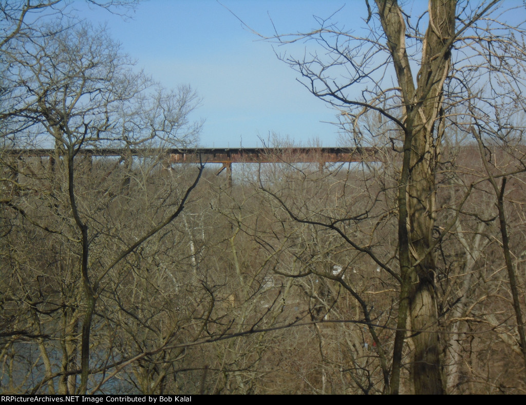  looking north at UP trestle