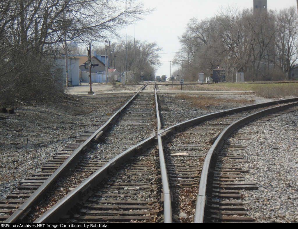  looking west from northbound switch