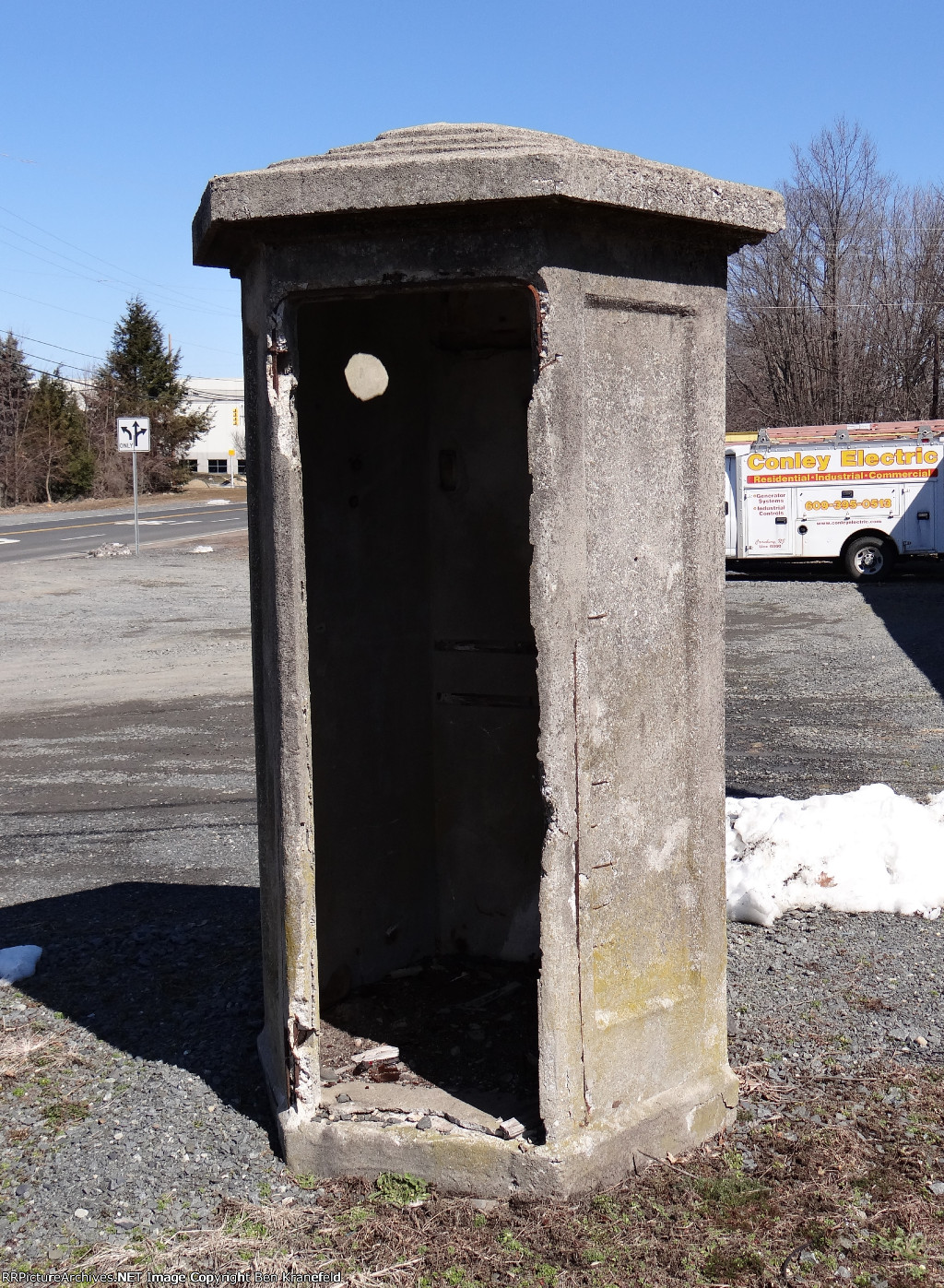 Concrete Phone Shelter