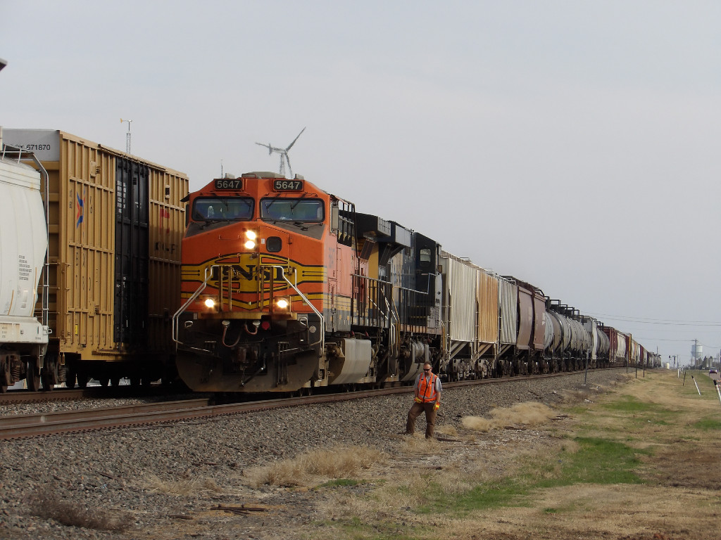 BNSF AC44CW 5647