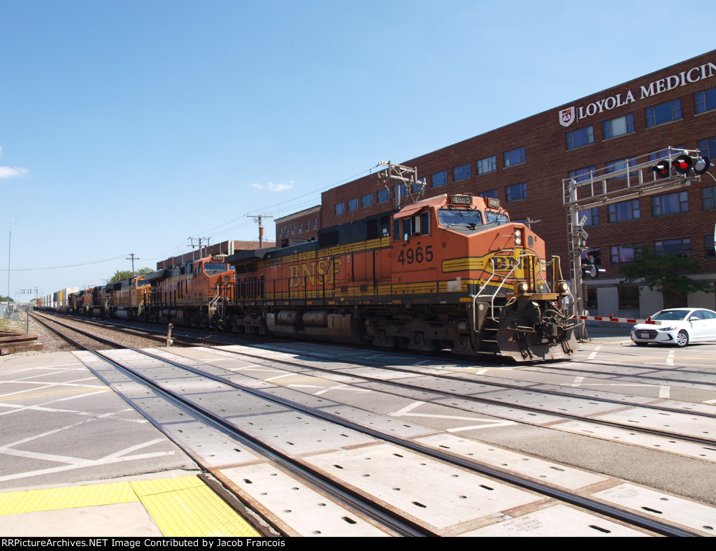 BNSF 4965