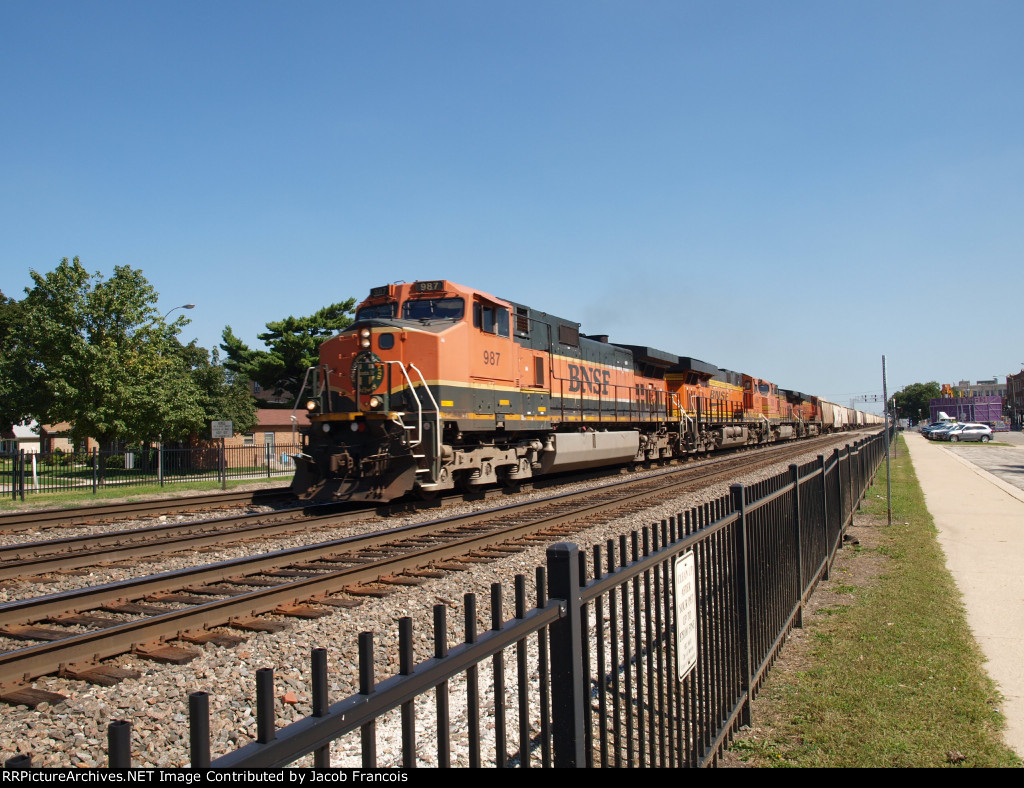 BNSF 987