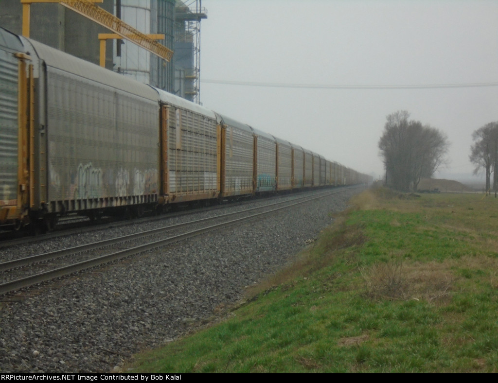 NS 9757 NS 8405 Eastbound thru Milmine