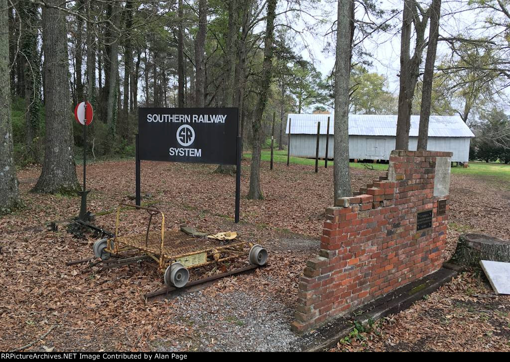 Southern Railway artifacts make up p`rt of a RR and Veterans exhibit