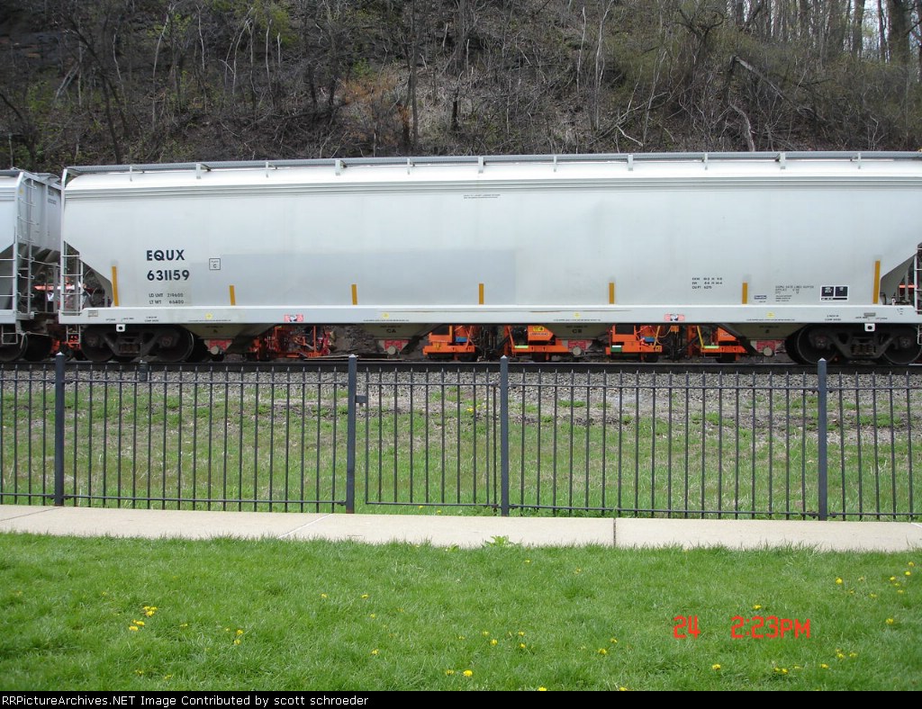 EQUX 631159 Covered Hopper EB