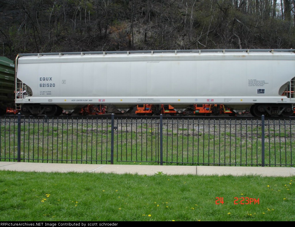 EQUX 621520 Covered Hopper EB