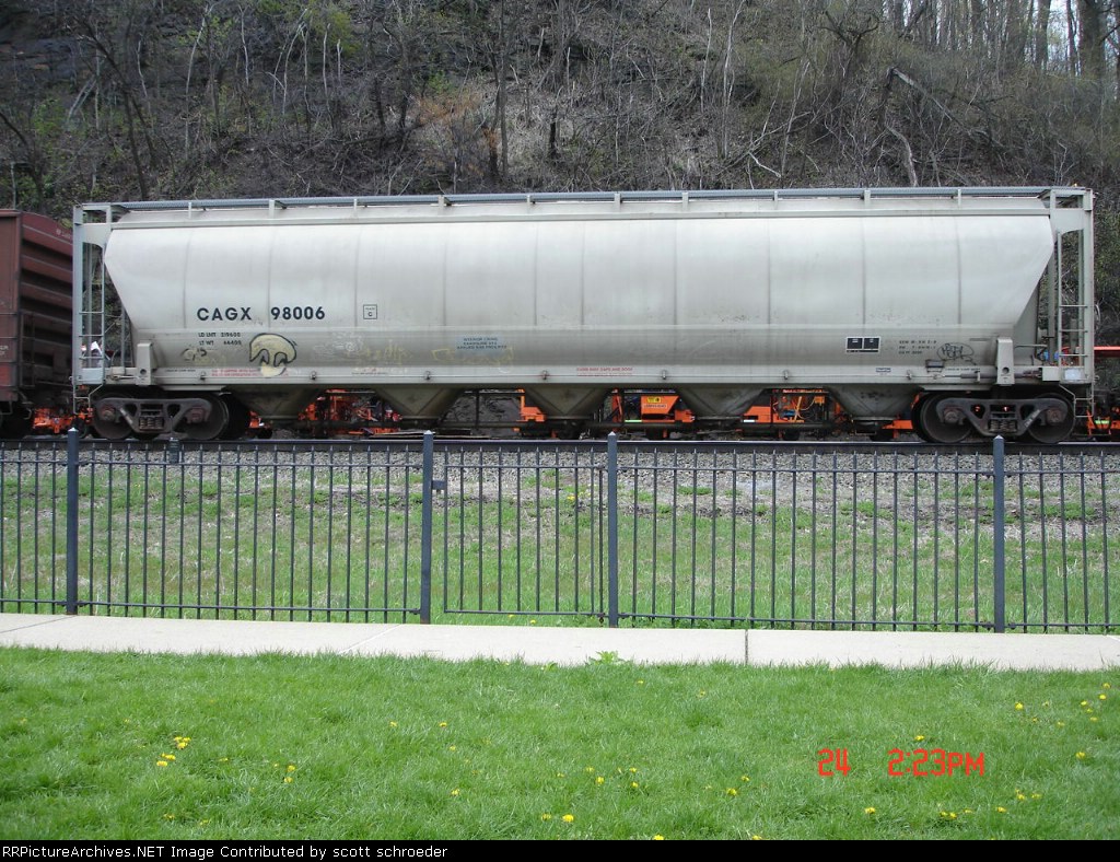CAGX 98006 Covered Hopper EB