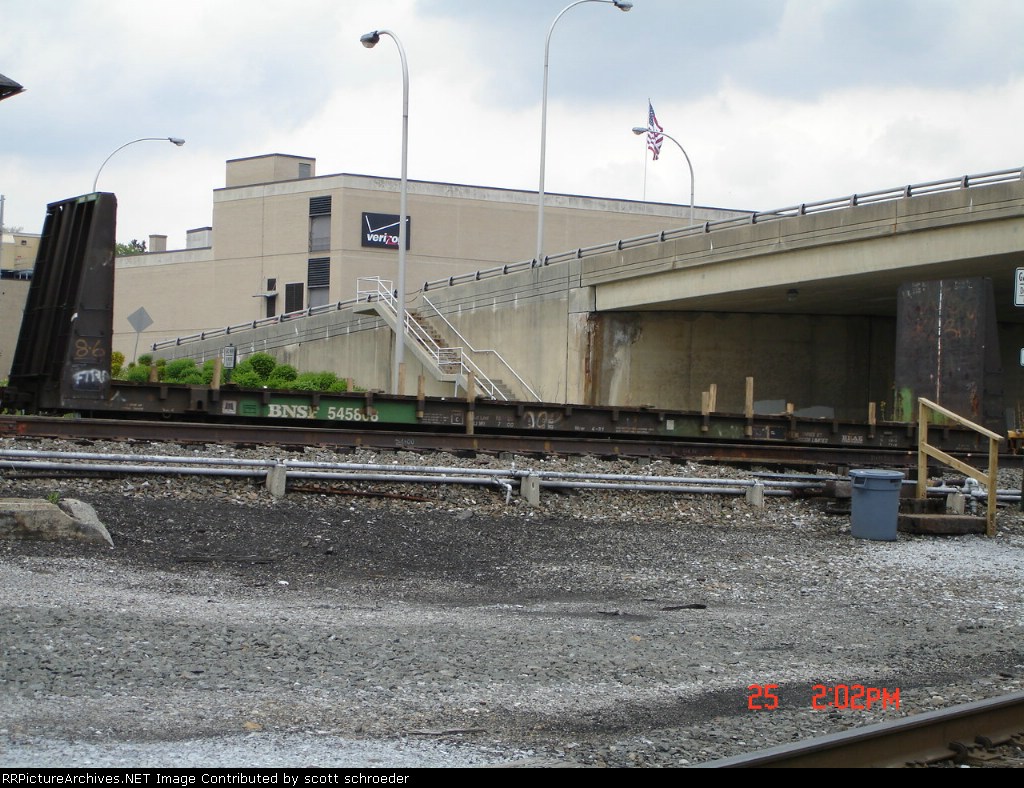 BNSF 545806 Bulkhead Flatcar WB