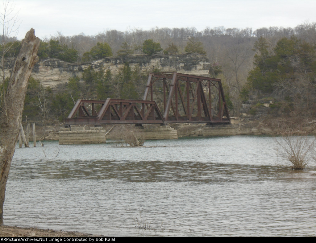 looking at the trestle & rock cut