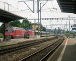 Two RE 460's push an intercity train towards Geneva