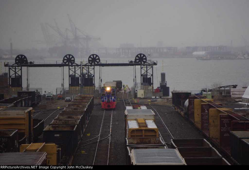 loading middle track