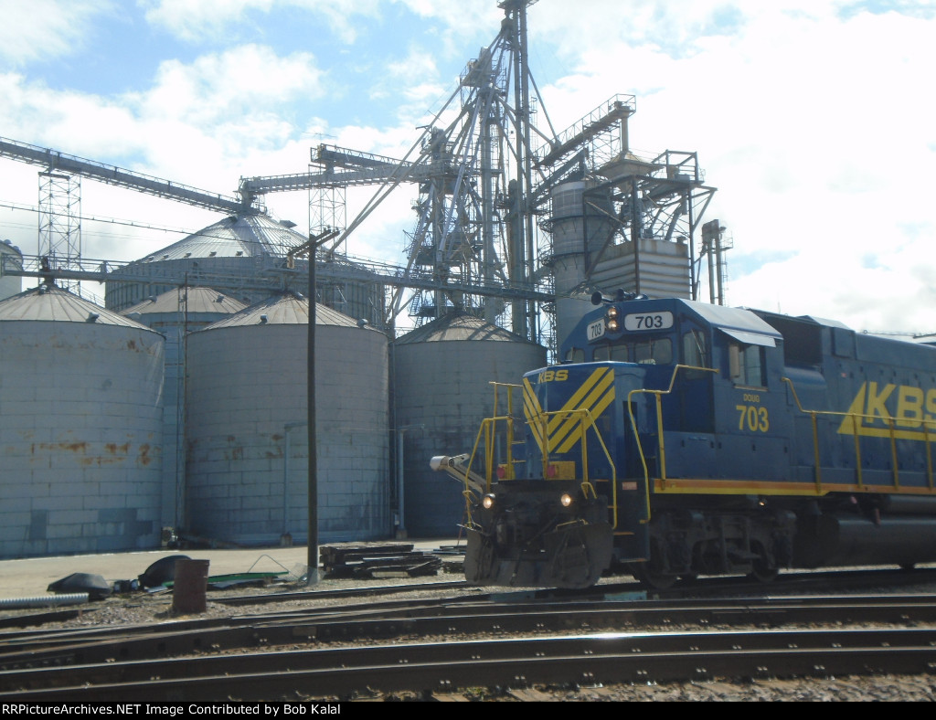  KBS 703 (Doug) & KBS 704 (Larry) Northwest Bound