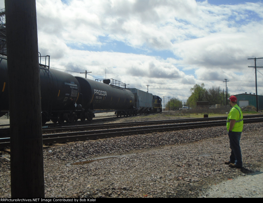  KBS 703 (Doug) & KBS 704 (Larry) Northwest Bound