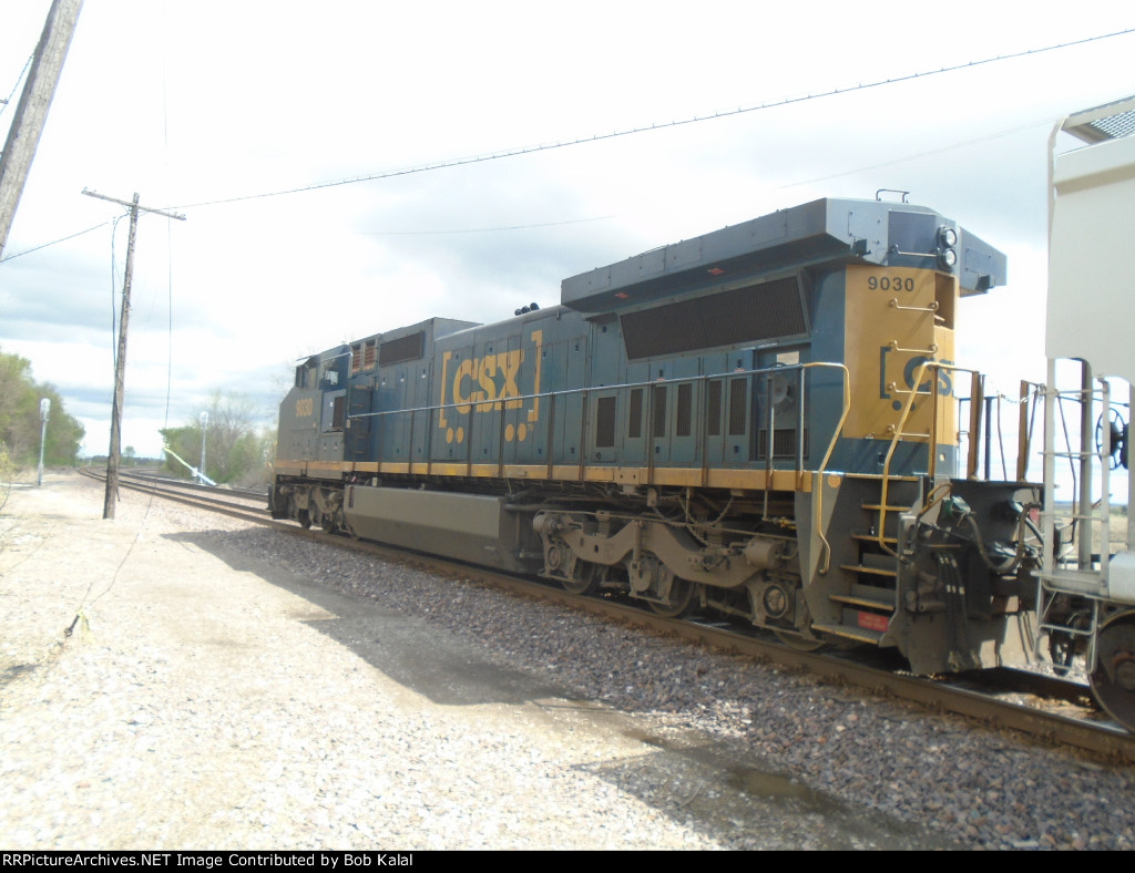 CSX 9030 Northbound