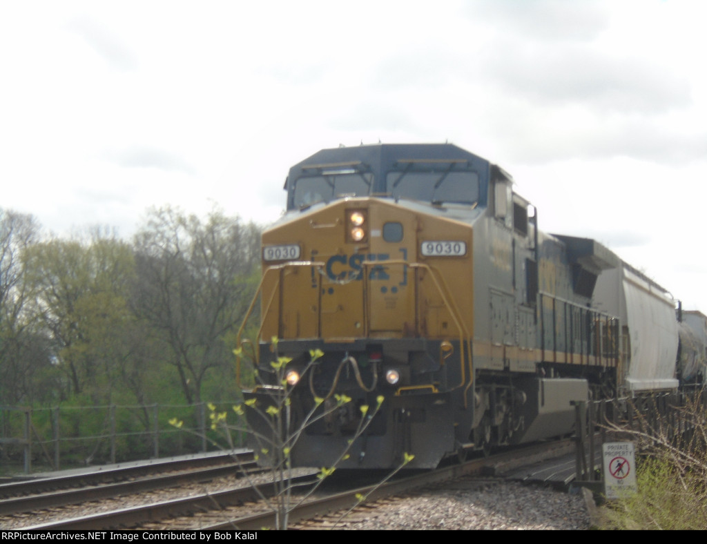 CSX 9030 Northbound