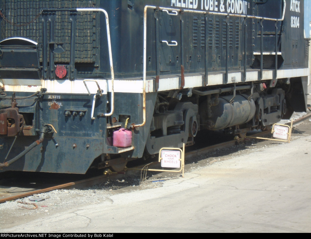 Allied Tube & Conduit Switcher 8304