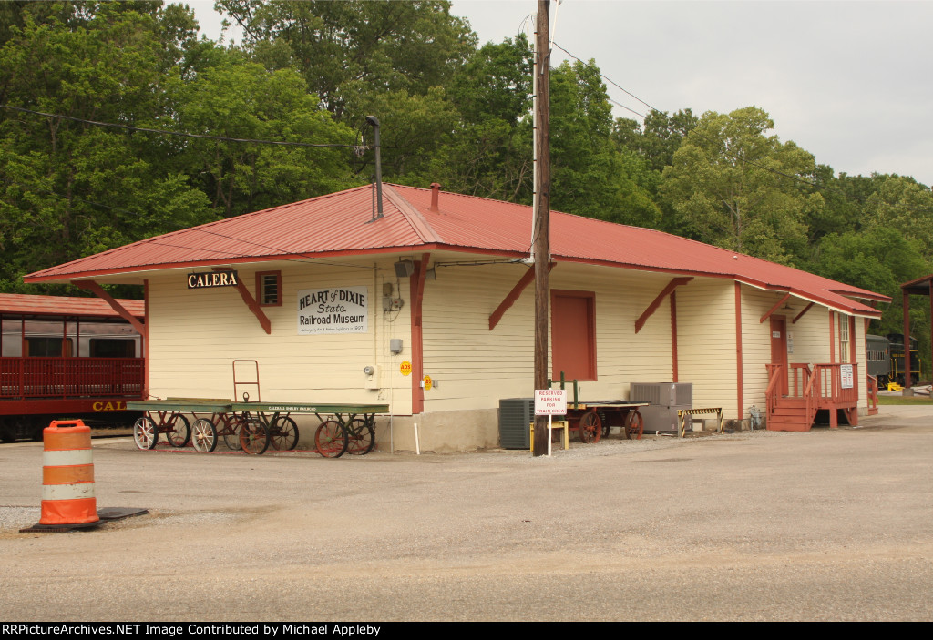 Heart of Dixie Railroad station.