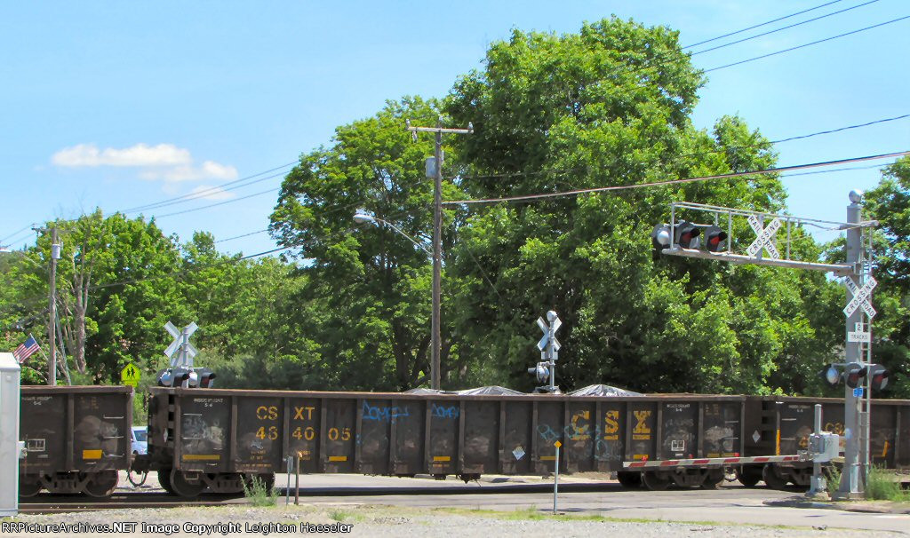 CSXT 484005 loaded