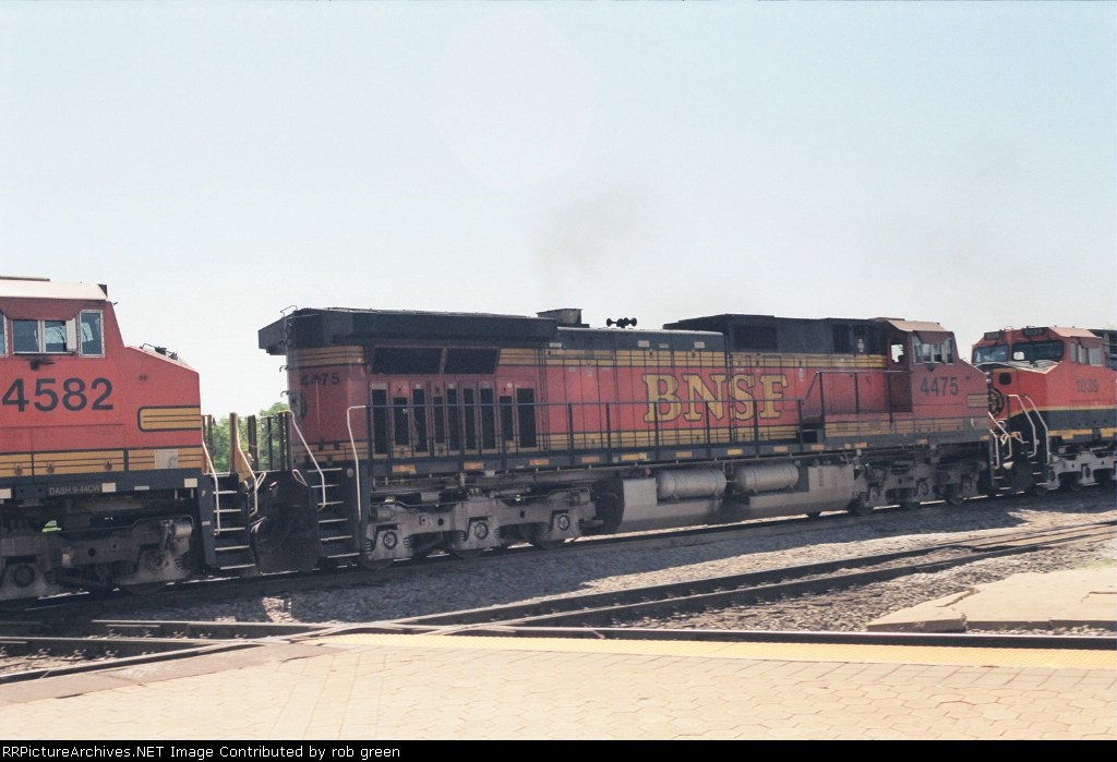 BNSF 4475