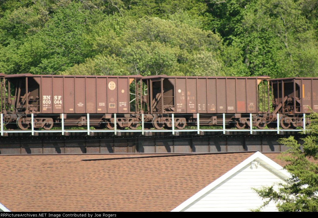 BNSF 600044