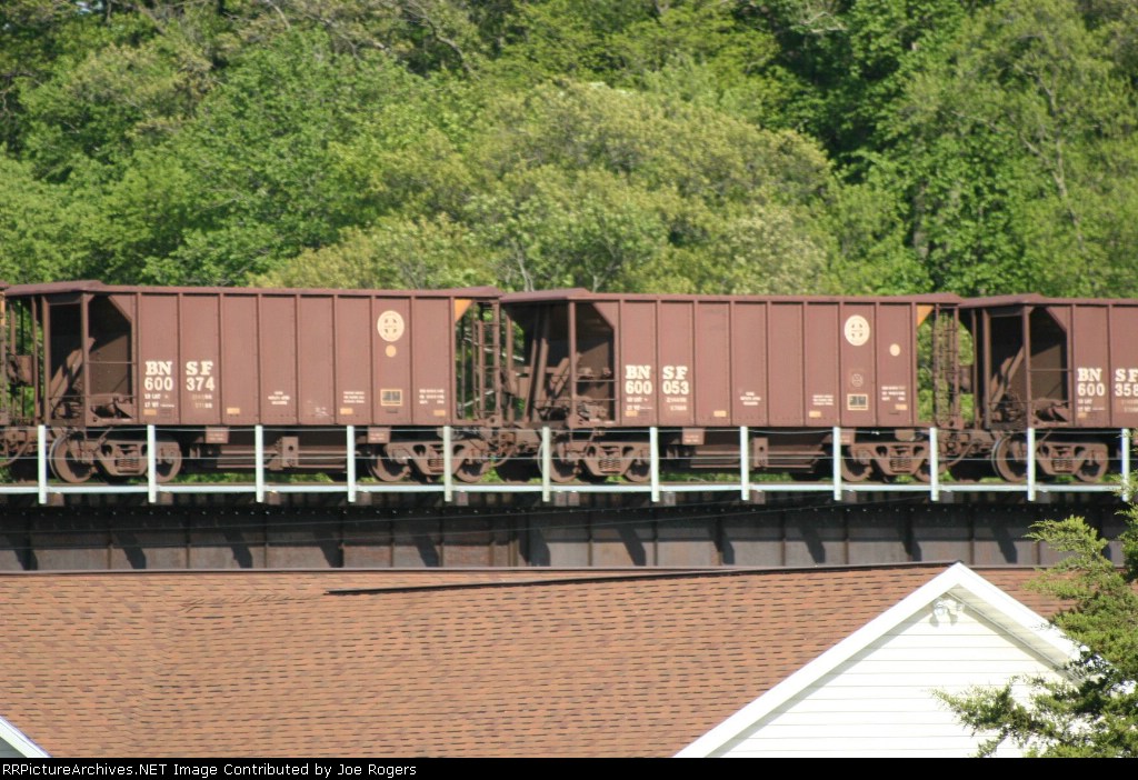 BNSF 600374