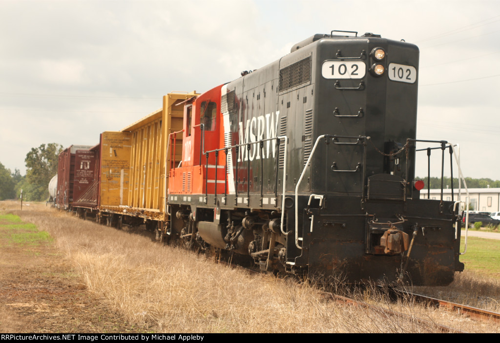 MSRW 102 about to cross 25.