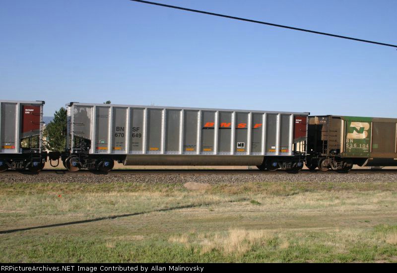 BNSF 670649
