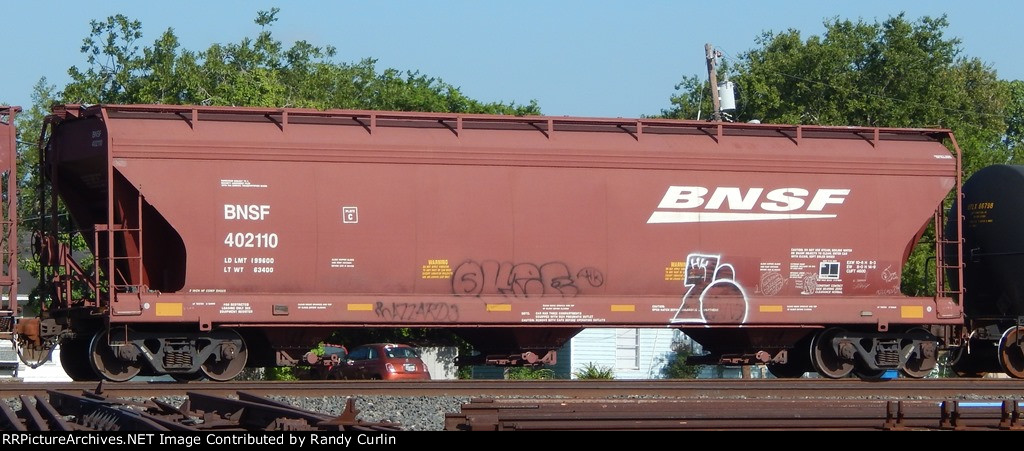 BNSF 402110