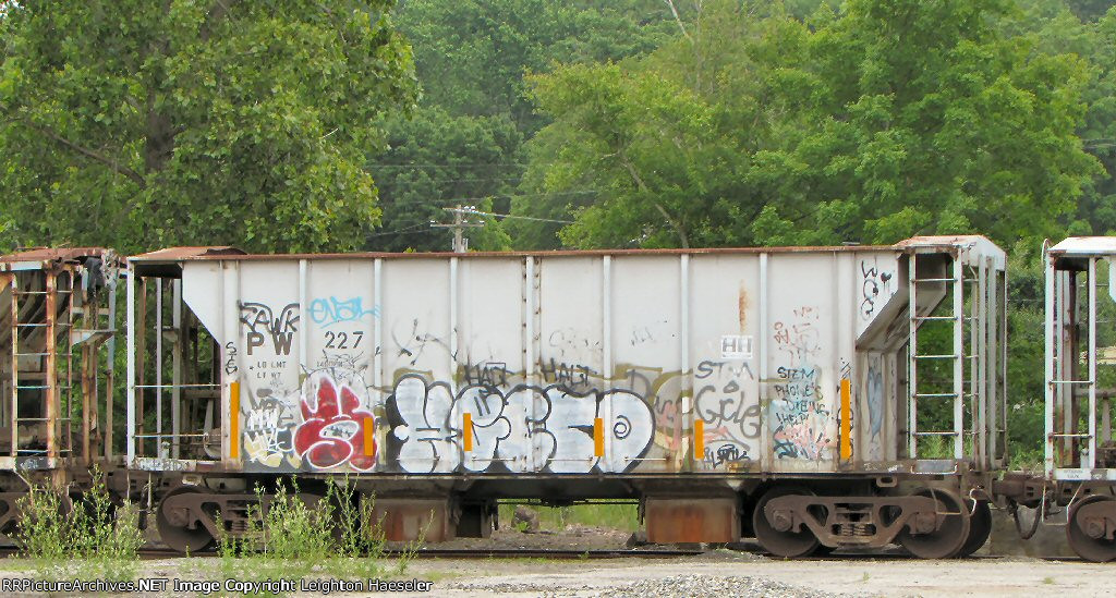 PW 227 (ex-CR 51985, ex-NYC 883121)