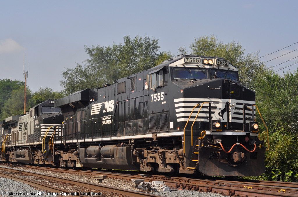 NS 7555 On NS 144 Westbound 