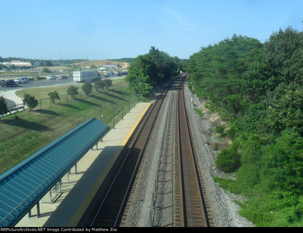 Tracks at Woodbridge VRE Station