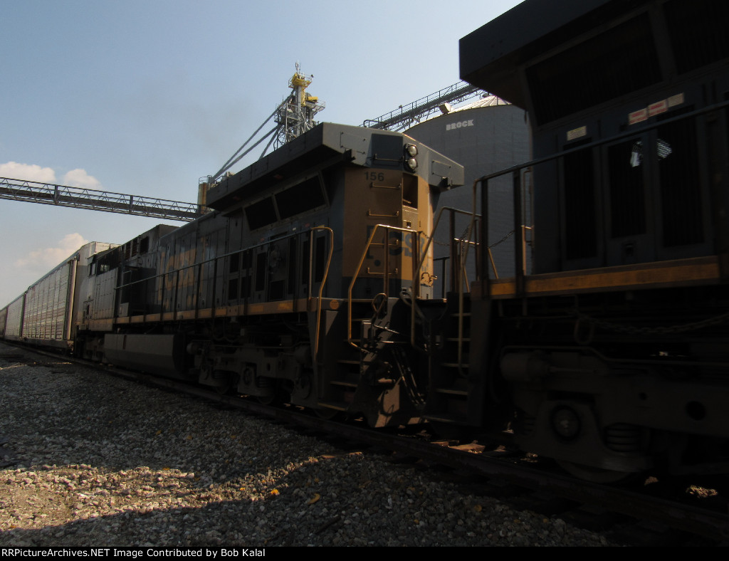 CSX 5351 & 156 heads north