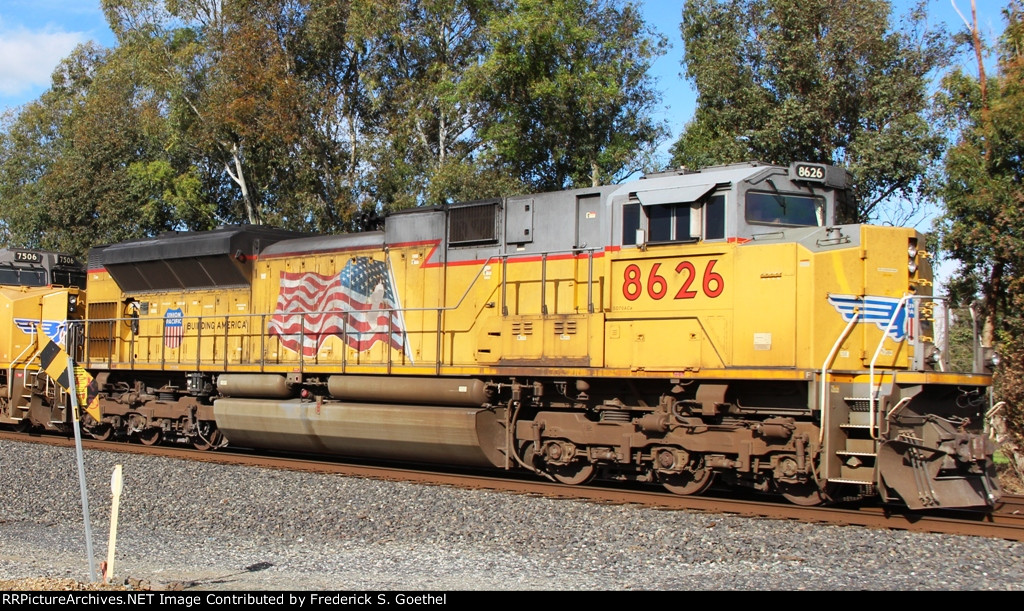 UP 8676 & UP 7506 work rear end power positions