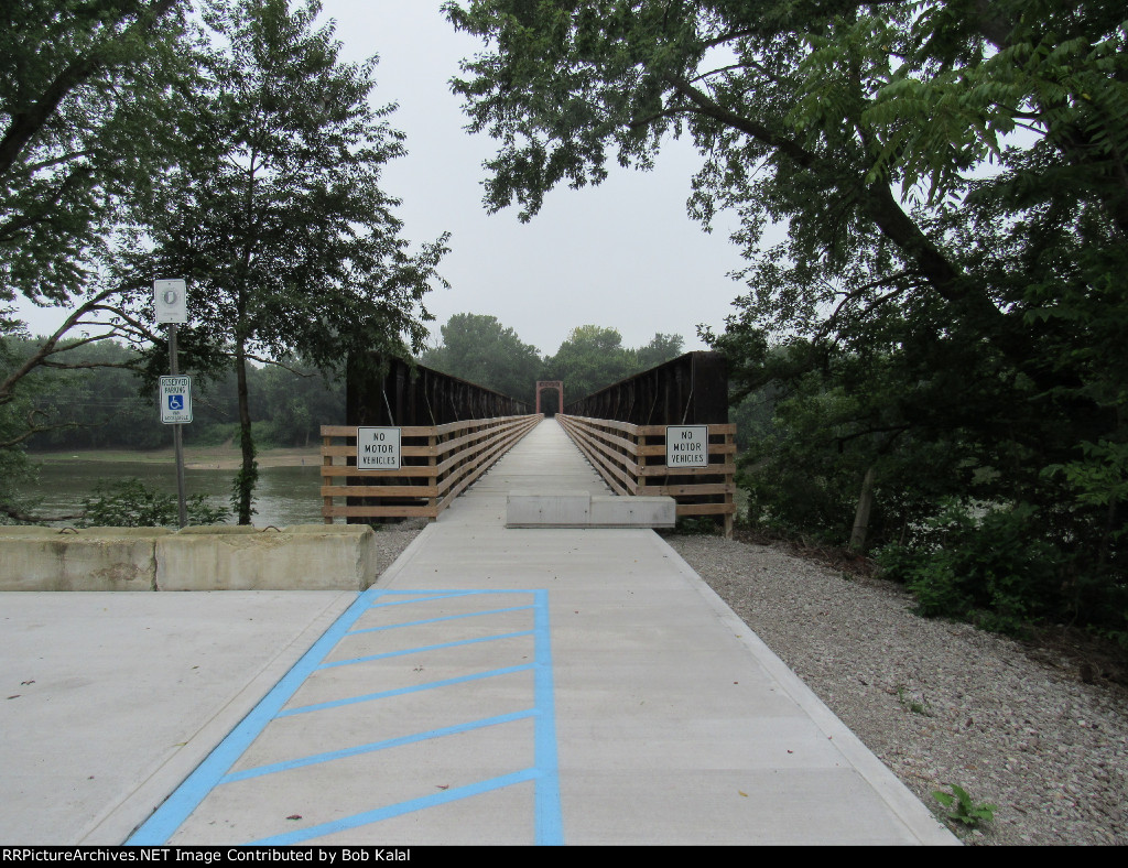 B&O Bridge abandonded, now trail bridge