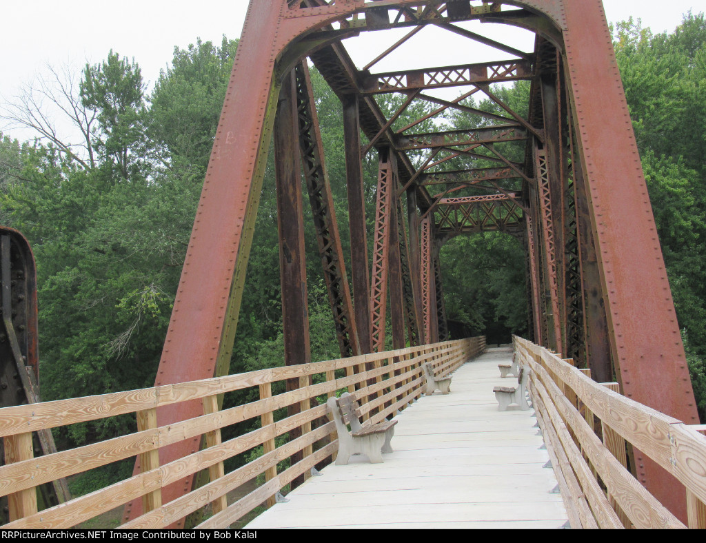 on the west end of bridge the super structure looks great